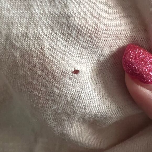 Abercrombie & Fitch size small Pink and white washed tee - Picture 3 of 5